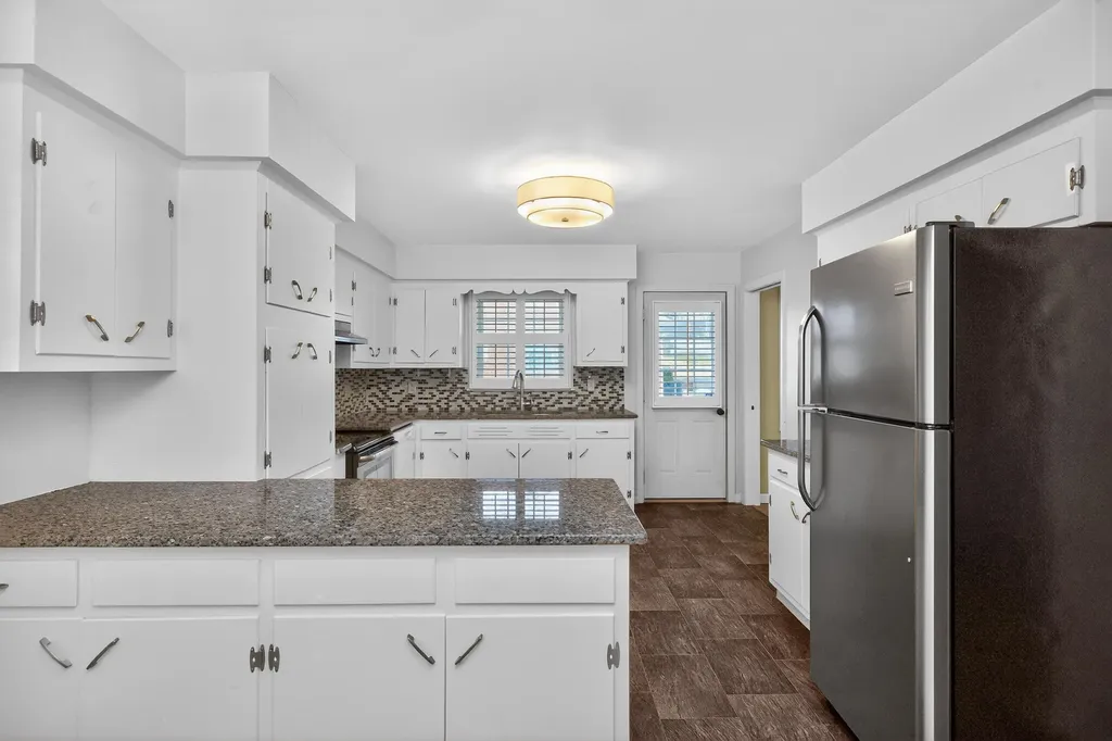 316 Dixie Manor Harrodsburg KY 40330