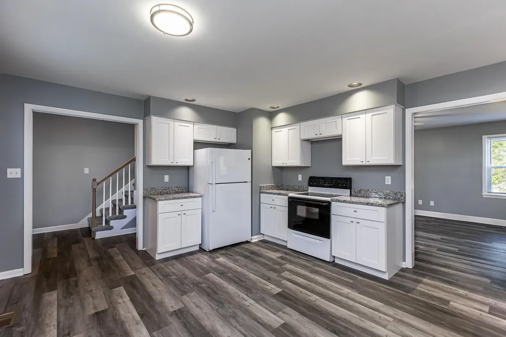 1709 Oak Place Court Lexington KY 40515