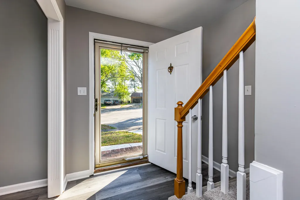 1709 Oak Place Court Lexington KY 40515