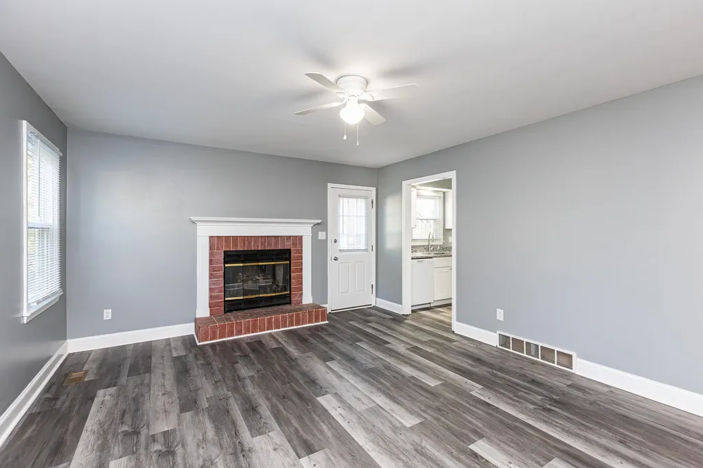 1709 Oak Place Court Lexington KY 40515