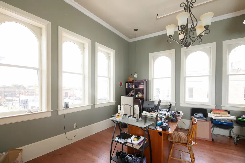 101 S Main Street Winchester KY 40391