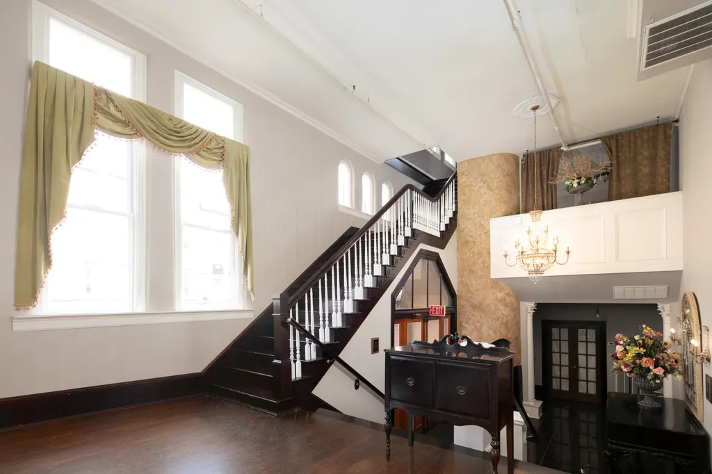 101 S Main Street Winchester KY 40391