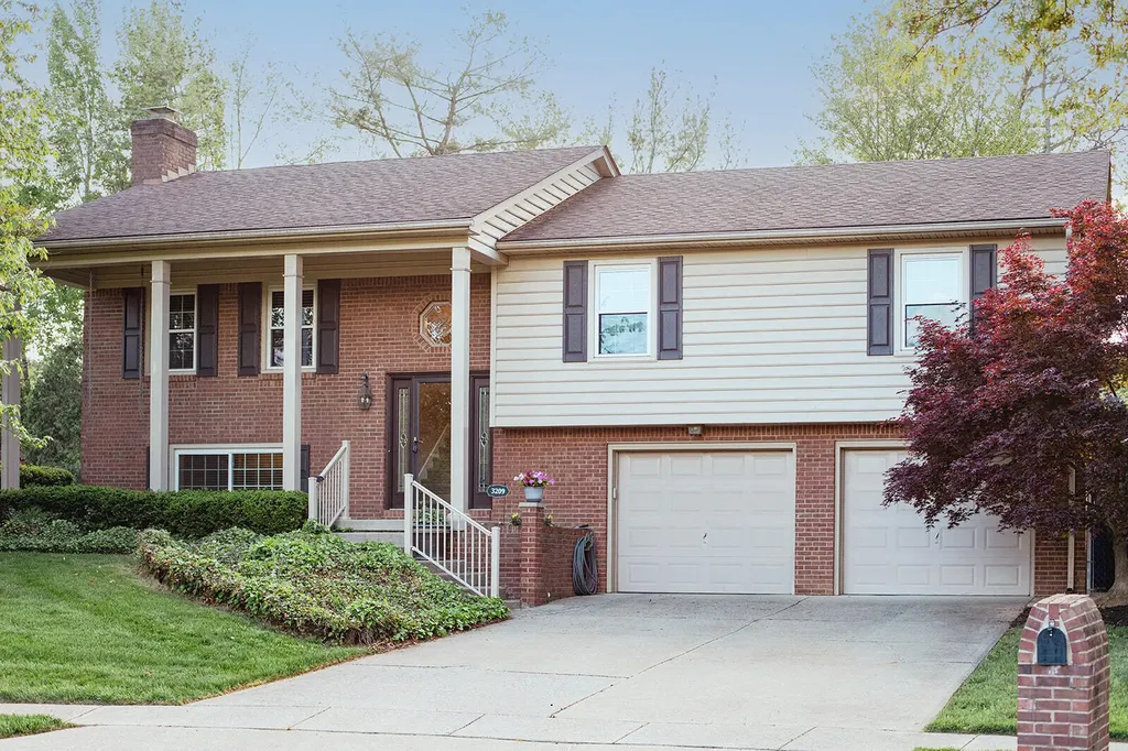 3209 Chesterfield Circle Lexington KY 40517
