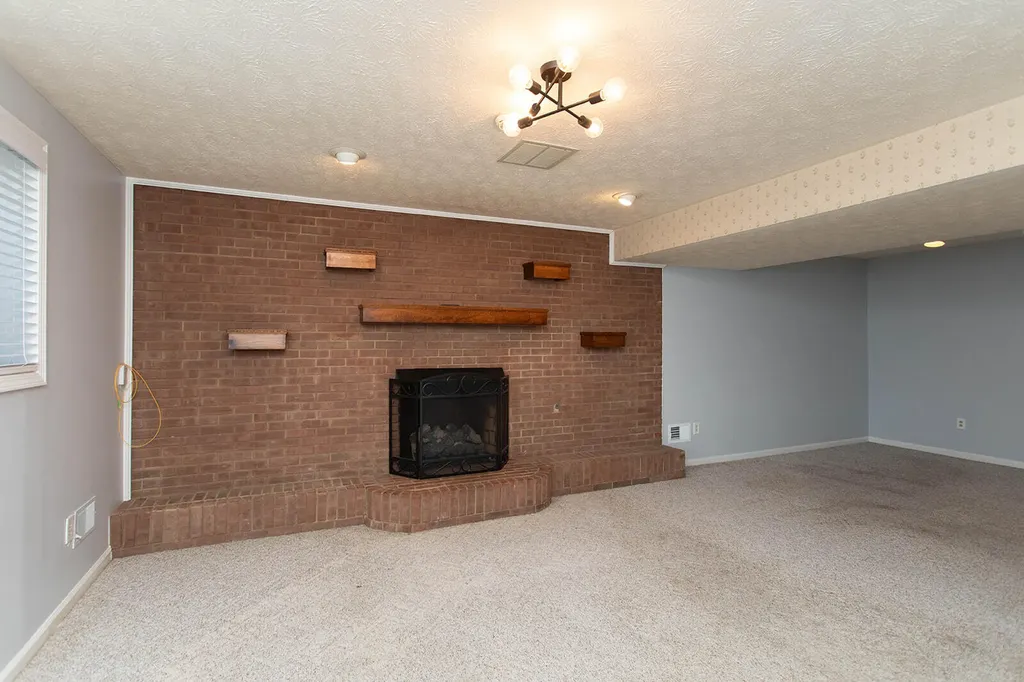 3209 Chesterfield Circle Lexington KY 40517