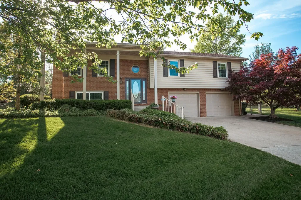 3209 Chesterfield Circle Lexington KY 40517