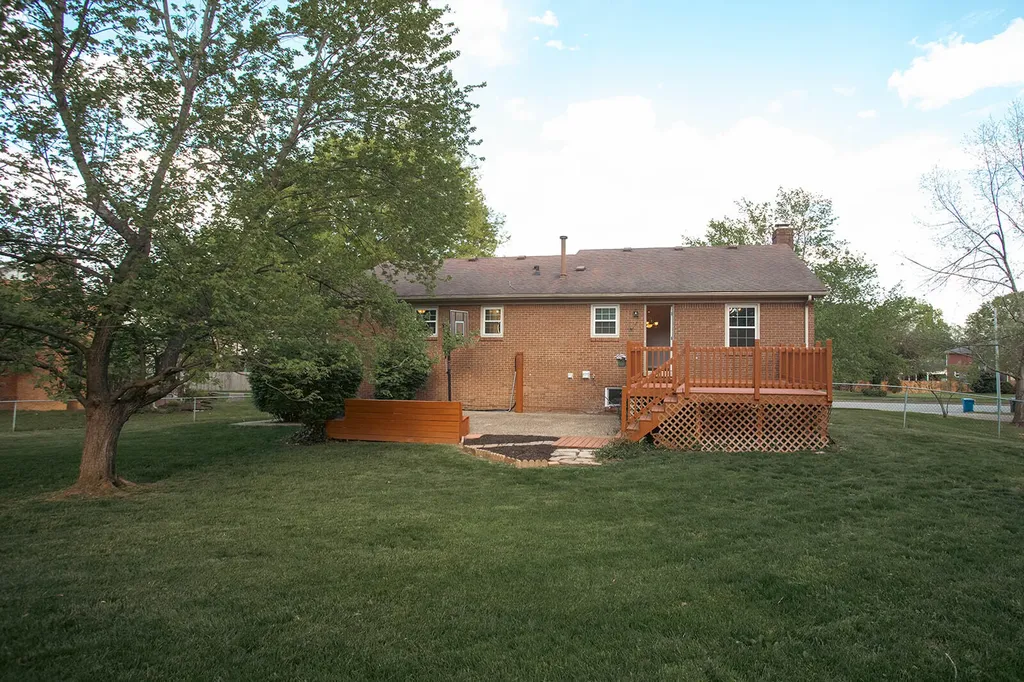 3209 Chesterfield Circle Lexington KY 40517