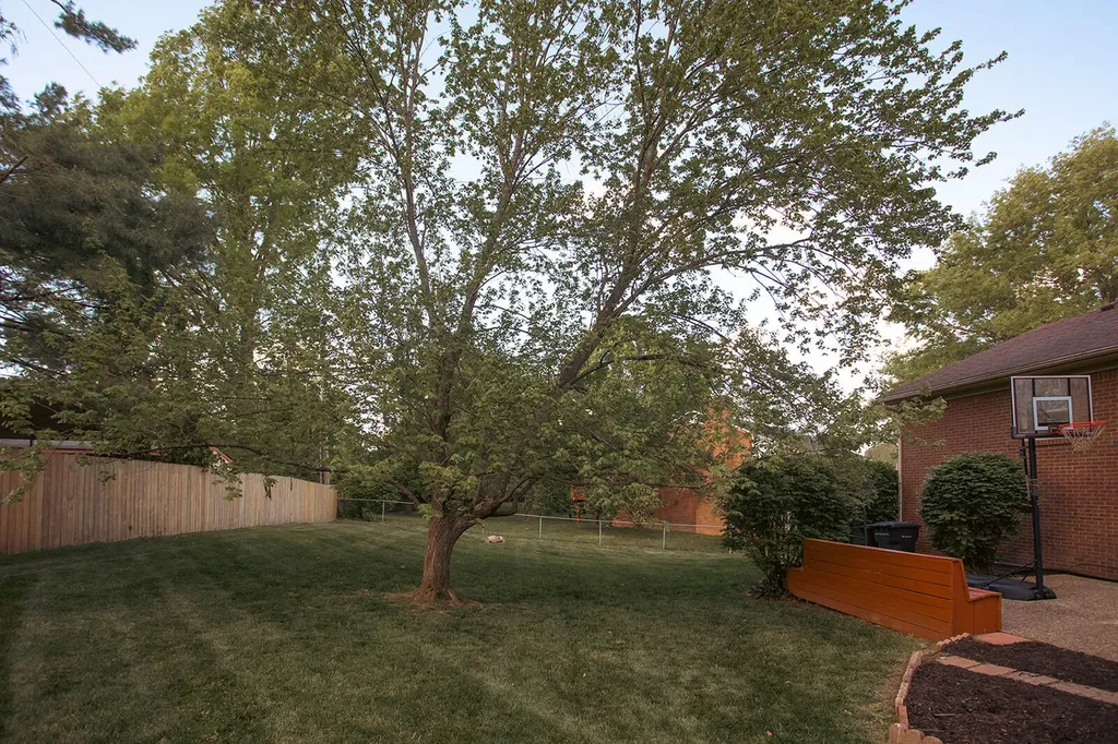 3209 Chesterfield Circle Lexington KY 40517