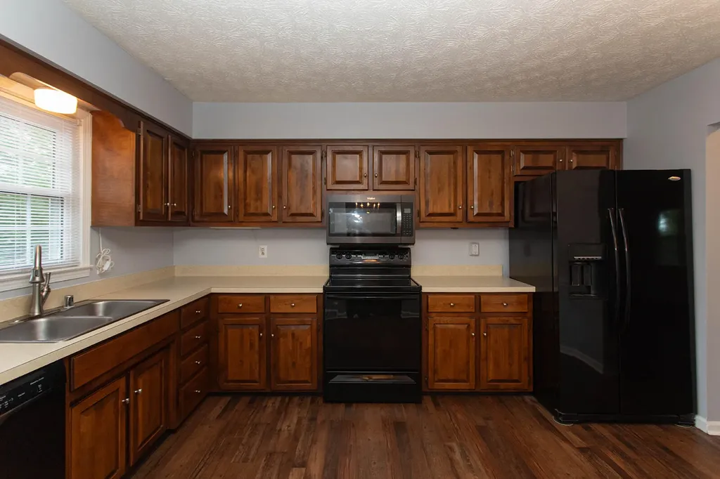 3209 Chesterfield Circle Lexington KY 40517