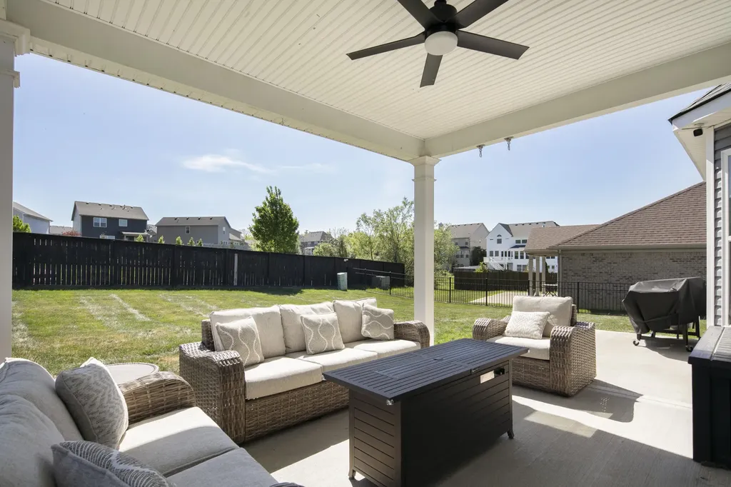 3416 Larch Tree Park Lexington KY 40509