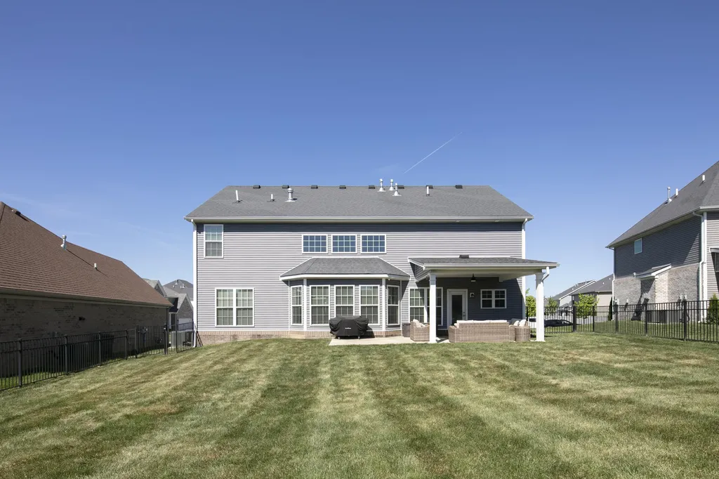 3416 Larch Tree Park Lexington KY 40509