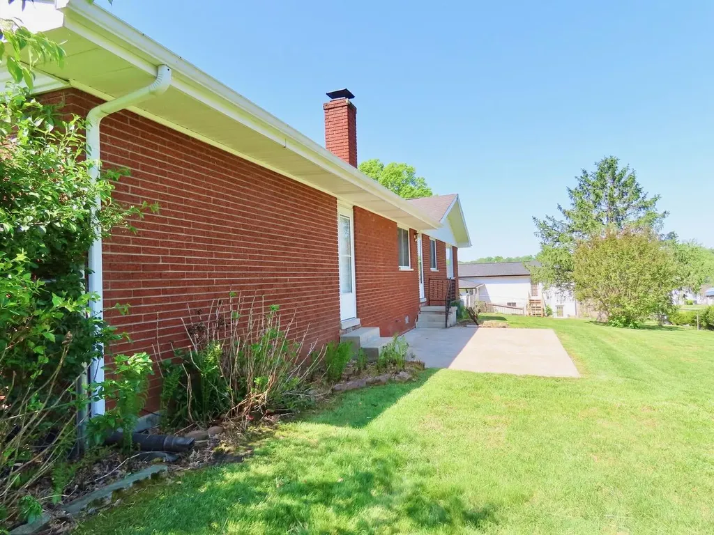912 Barbourville Street Corbin KY 40701