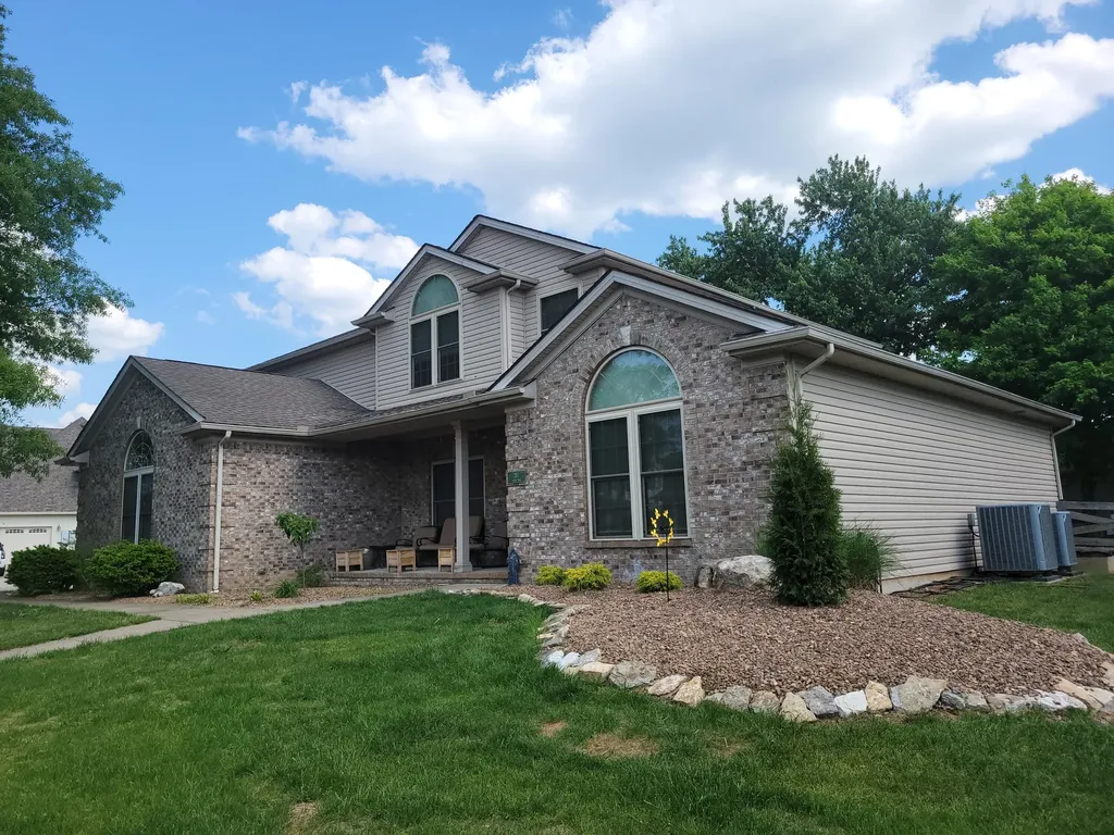 357 S Hill Road Versailles KY 40383