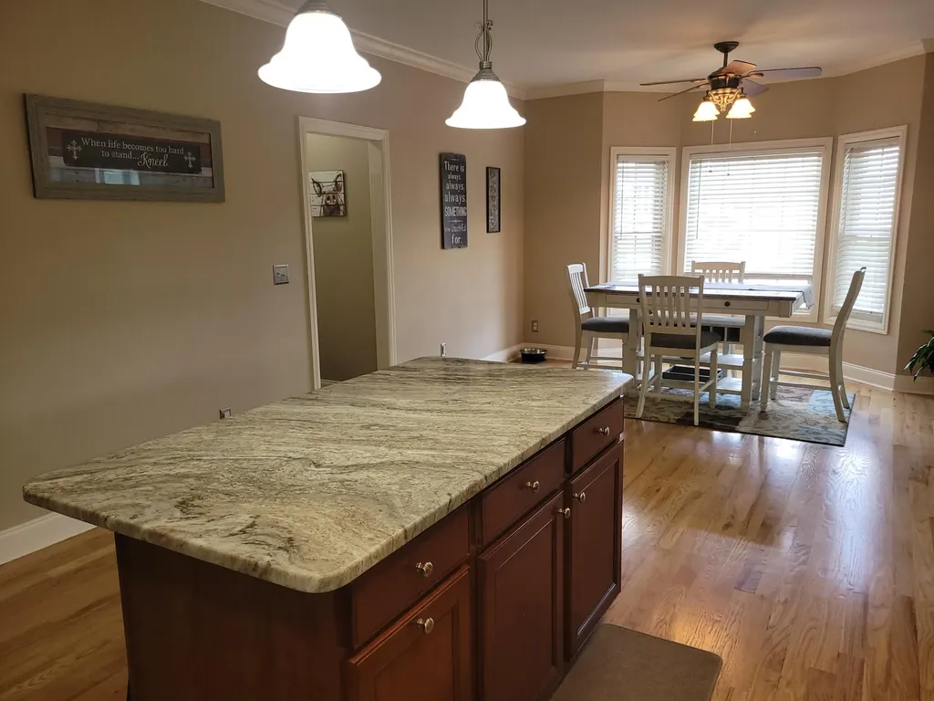 357 S Hill Road Versailles KY 40383