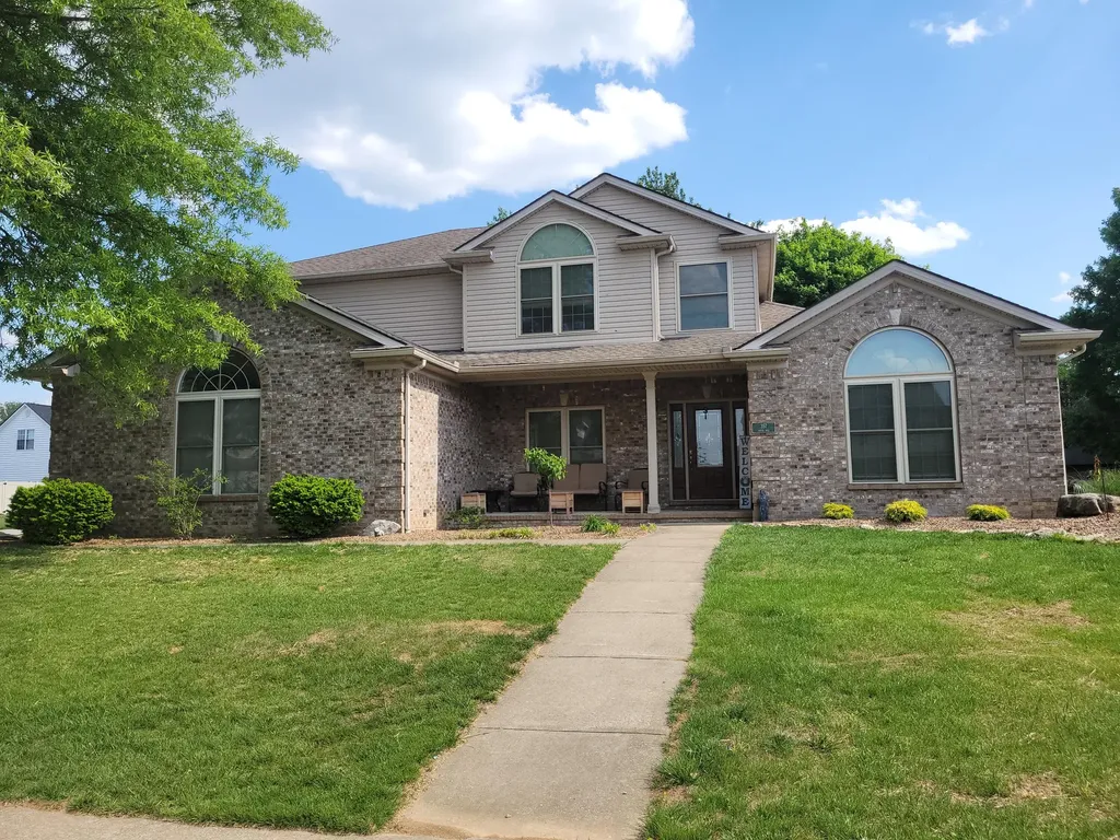 357 S Hill Road Versailles KY 40383