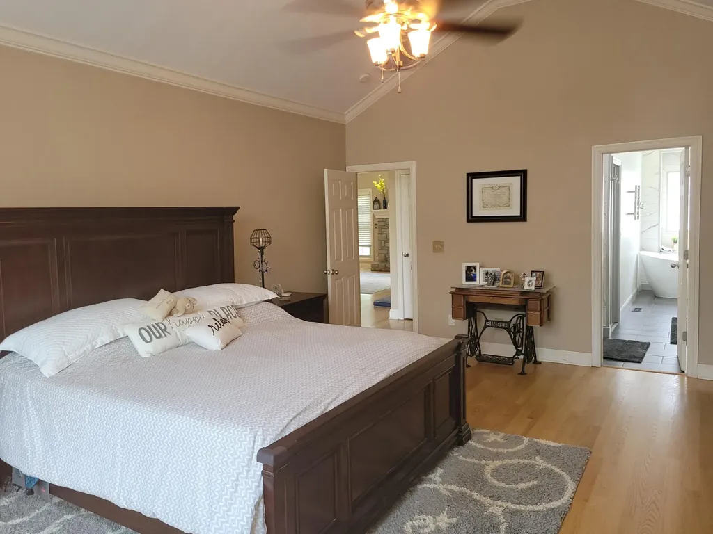 357 S Hill Road Versailles KY 40383