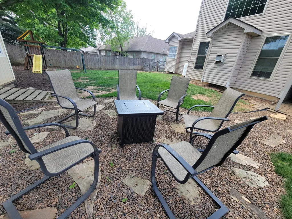 357 S Hill Road Versailles KY 40383