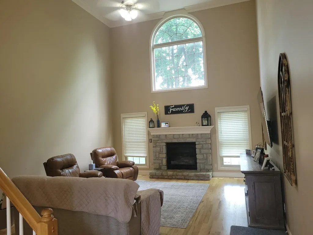 357 S Hill Road Versailles KY 40383