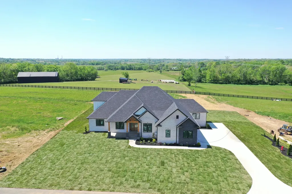 235 Grandview Trail Wilmore KY 40390