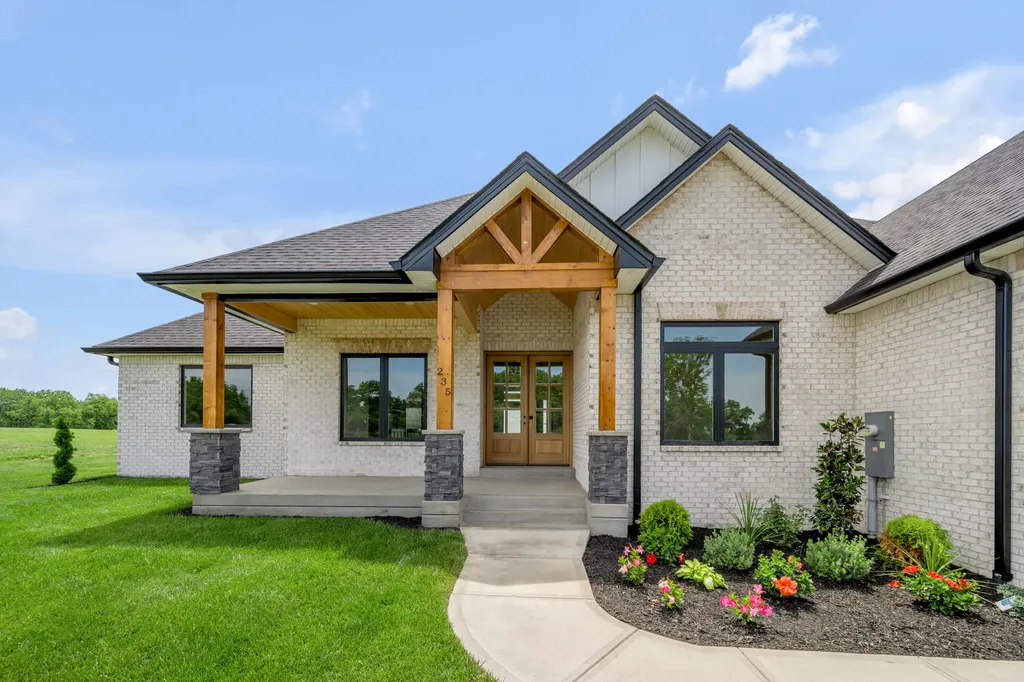 235 Grandview Trail Wilmore KY 40390