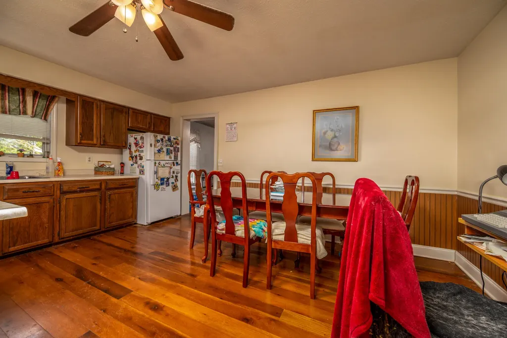9466 Spencer Pike Mt Sterling KY 40353
