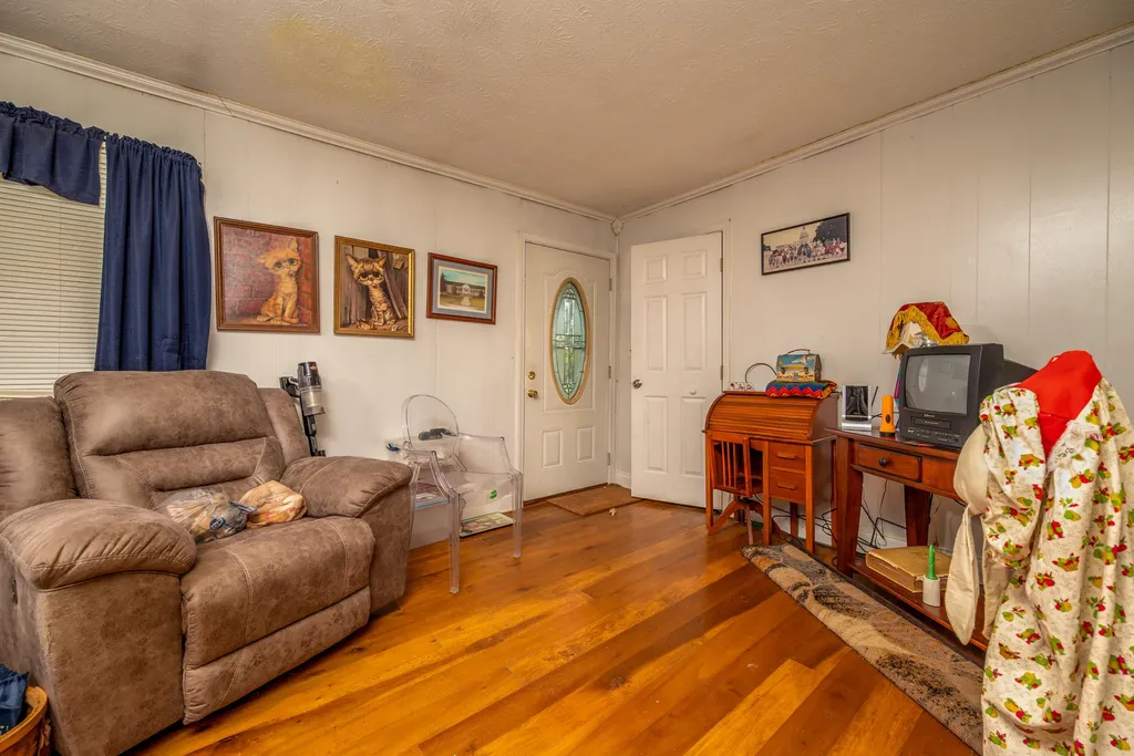9466 Spencer Pike Mt Sterling KY 40353