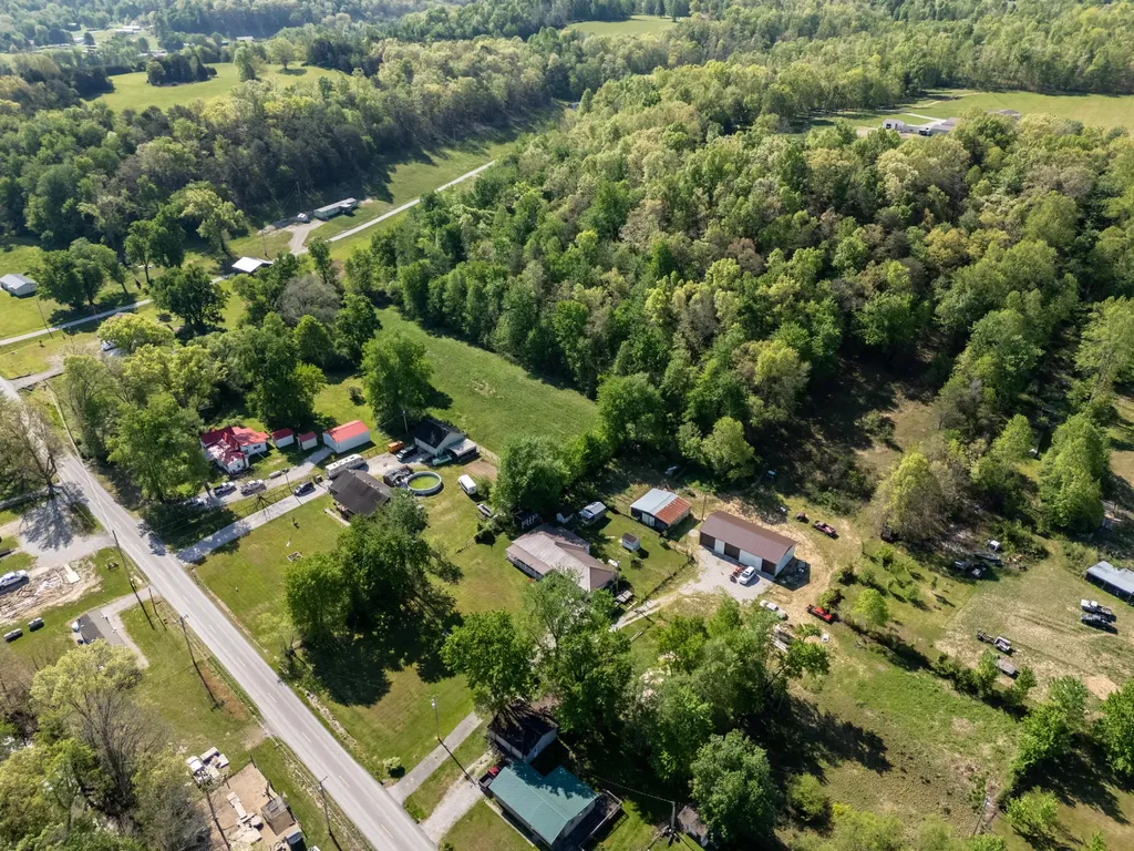 9466 Spencer Pike Mt Sterling KY 40353