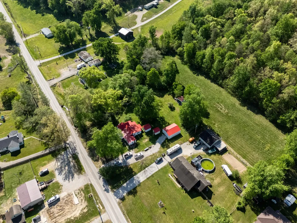9466 Spencer Pike Mt Sterling KY 40353
