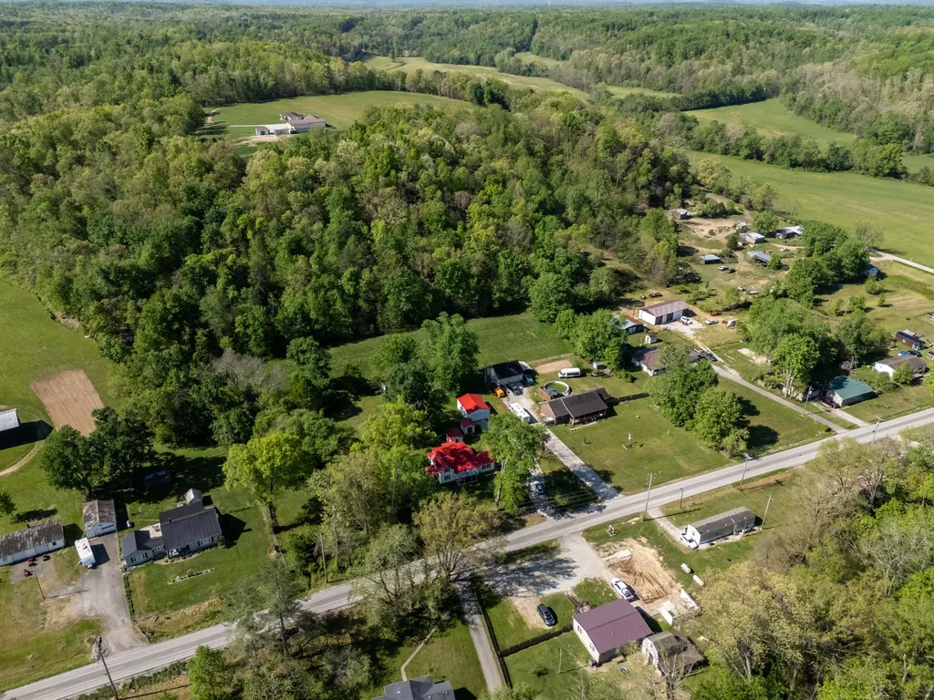 9466 Spencer Pike Mt Sterling KY 40353