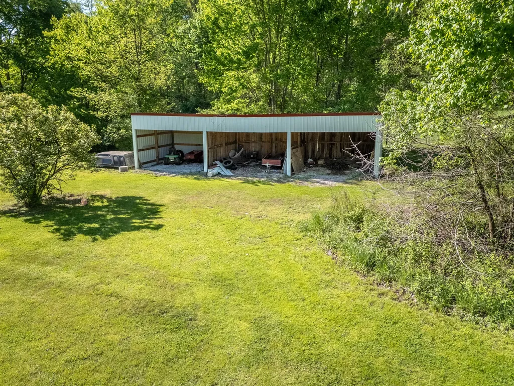 9466 Spencer Pike Mt Sterling KY 40353