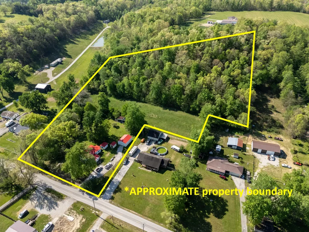 9466 Spencer Pike Mt Sterling KY 40353