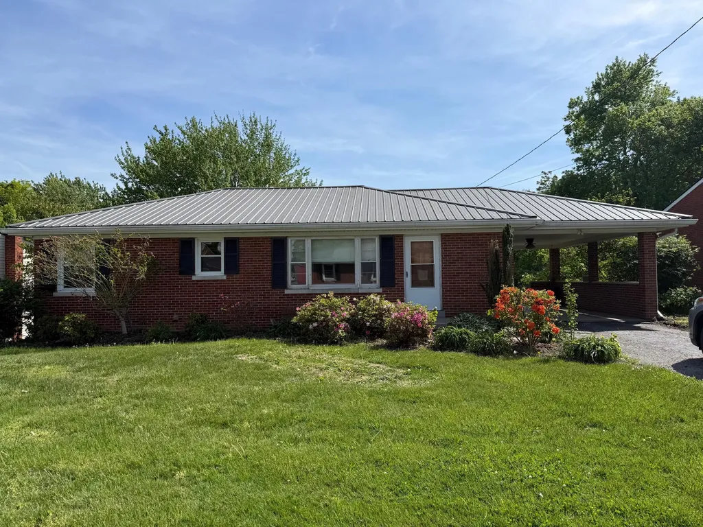 208 Gale Drive Lancaster KY 40444