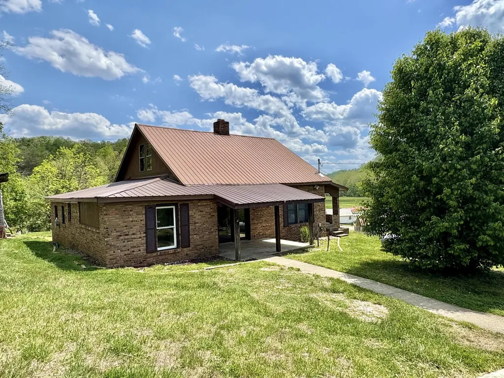 8289 Highway 460 West Liberty KY 41472