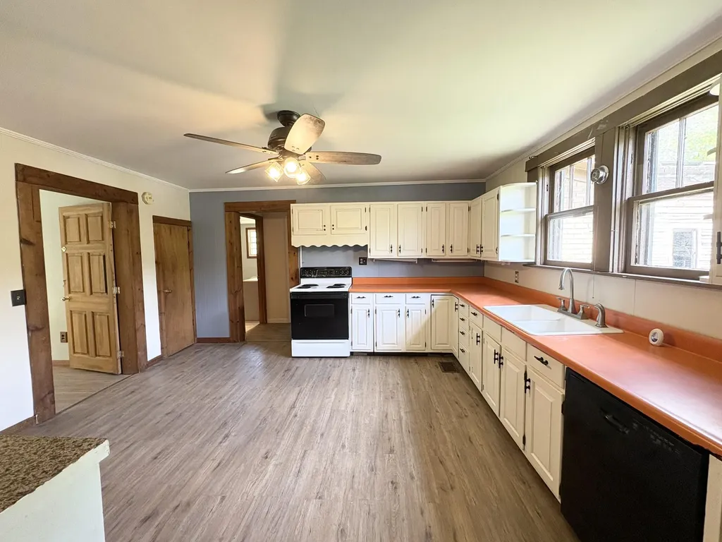 8289 Highway 460 West Liberty KY 41472