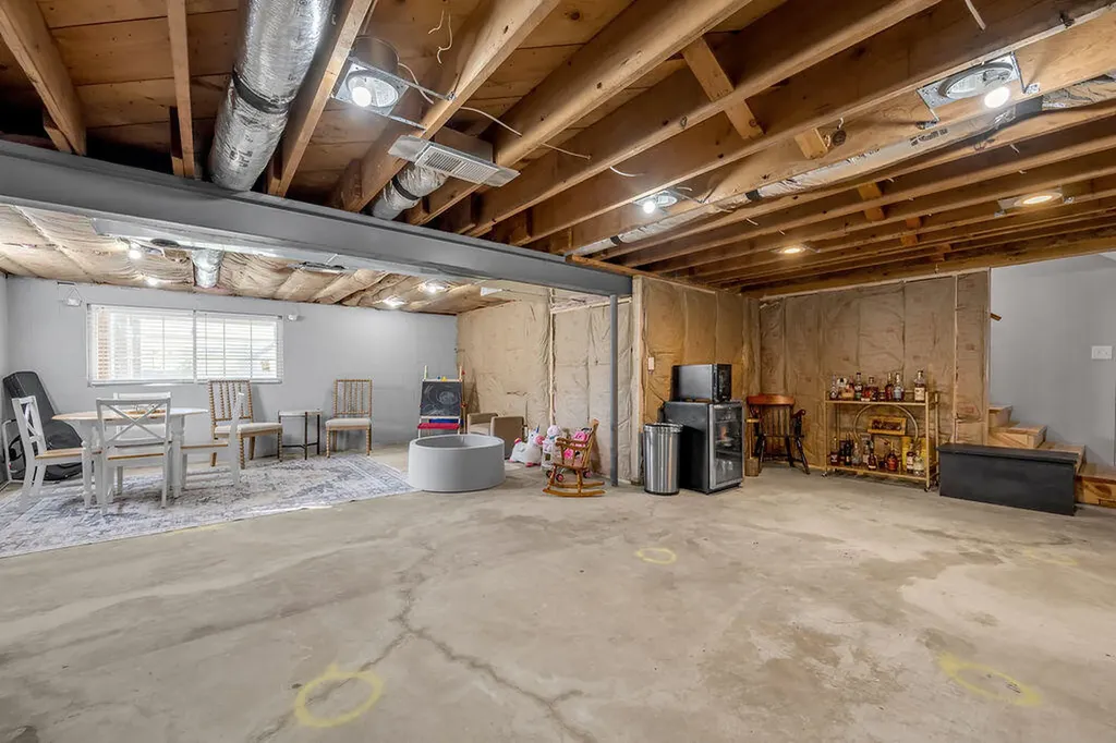 1252 Gainesway Drive Lexington KY 40517