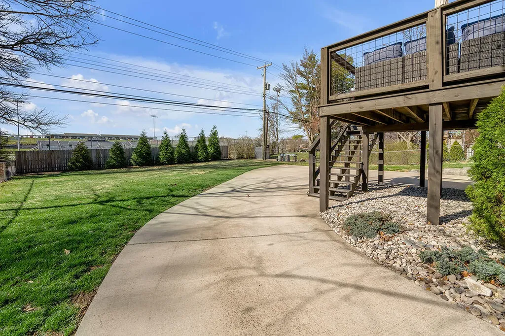 1252 Gainesway Drive Lexington KY 40517