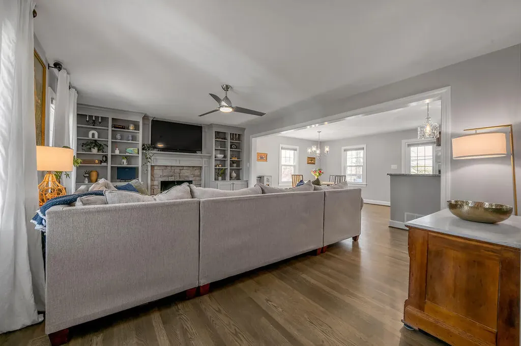 1252 Gainesway Drive Lexington KY 40517