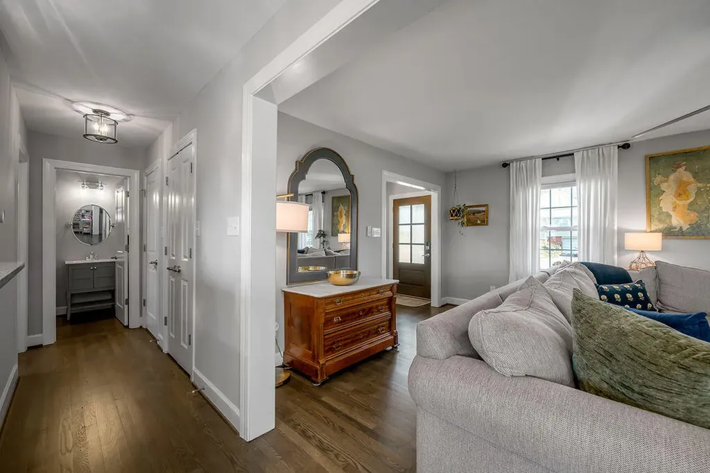 1252 Gainesway Drive Lexington KY 40517