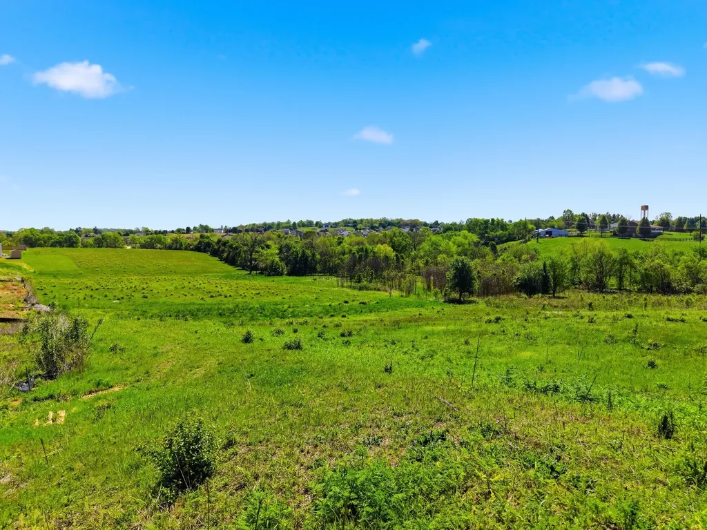 Tract 5 Frankfort Road Lawrenceburg KY 40342