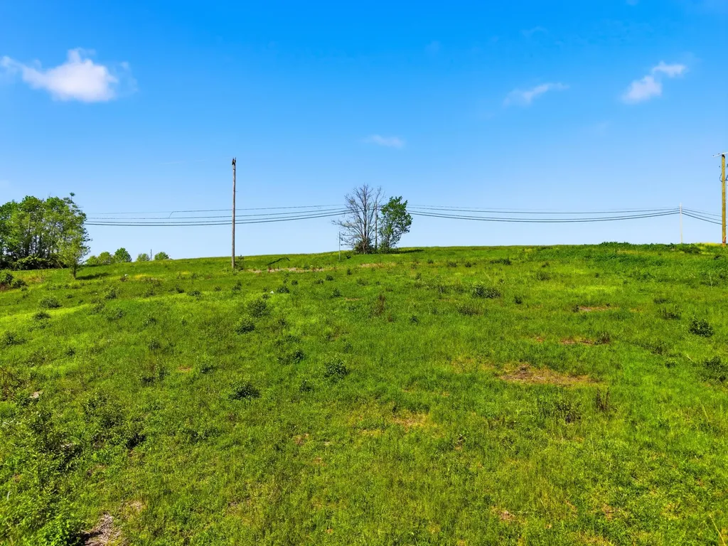 Tract 5 Frankfort Road Lawrenceburg KY 40342