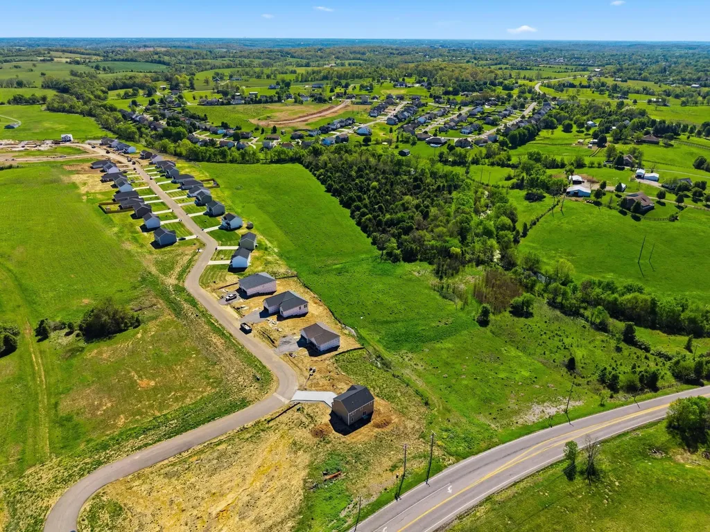 Tract 5 Frankfort Road Lawrenceburg KY 40342