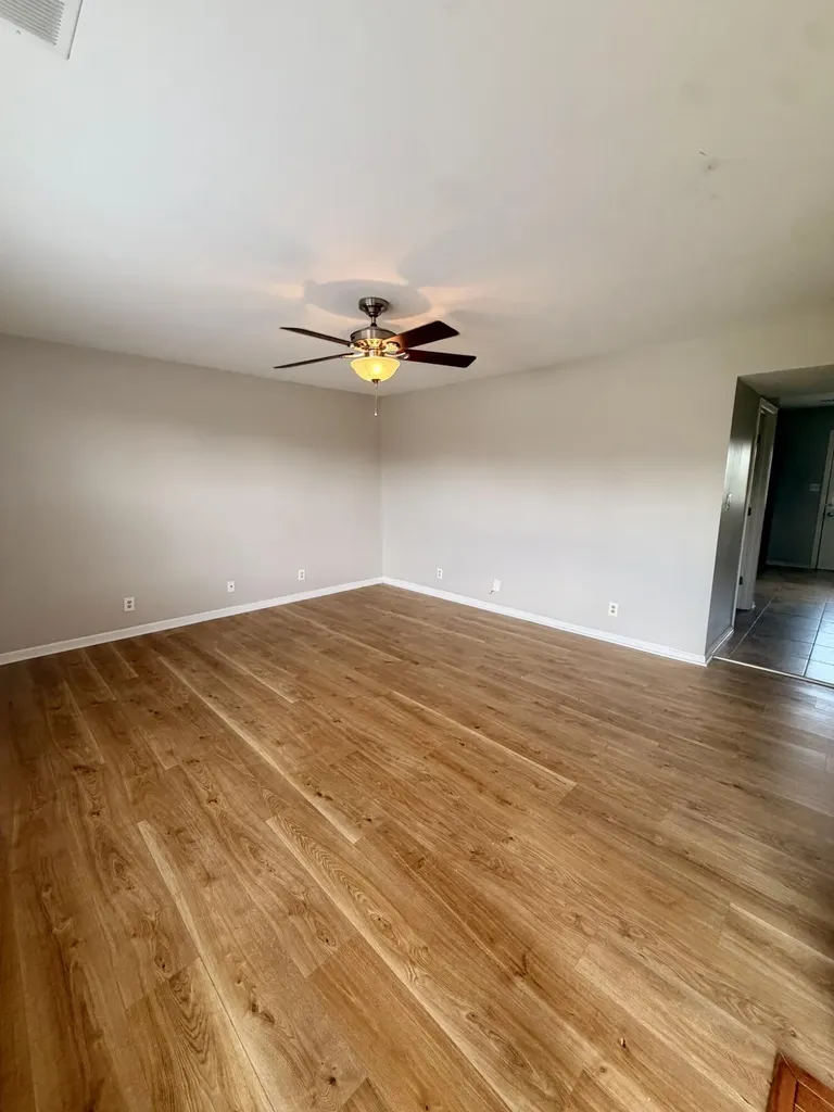 523 Tecumseh Trail Versailles KY 40383