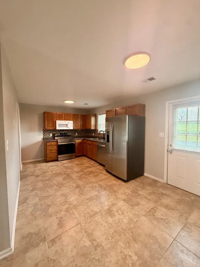 523 Tecumseh Trail Versailles KY 40383