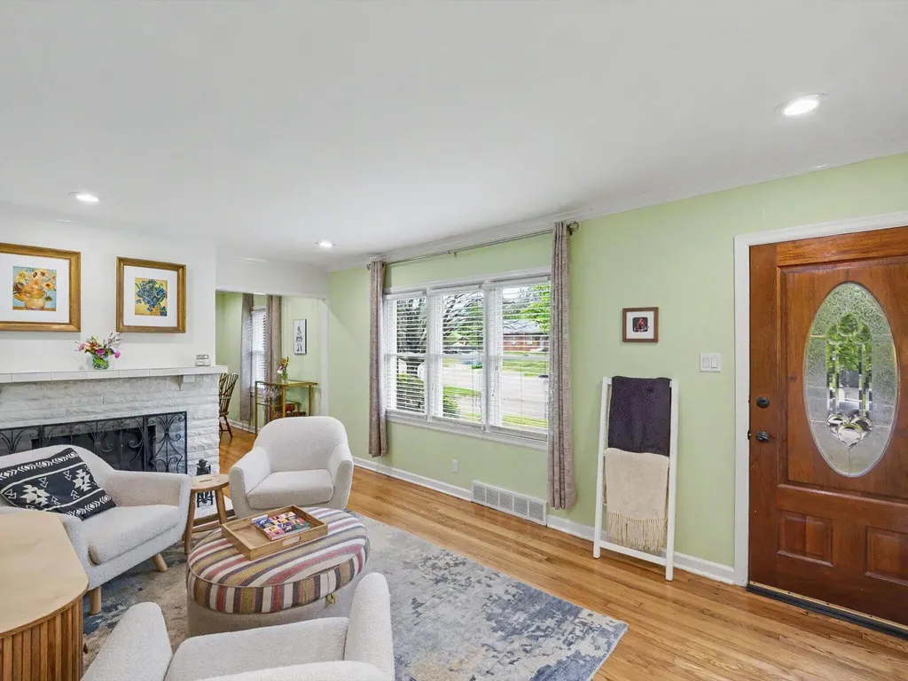 618 Pasadena Drive Lexington KY 40503