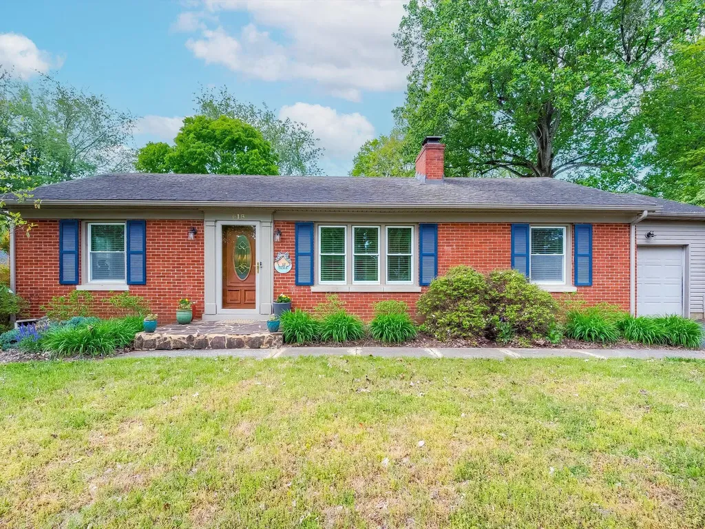 618 Pasadena Drive Lexington KY 40503