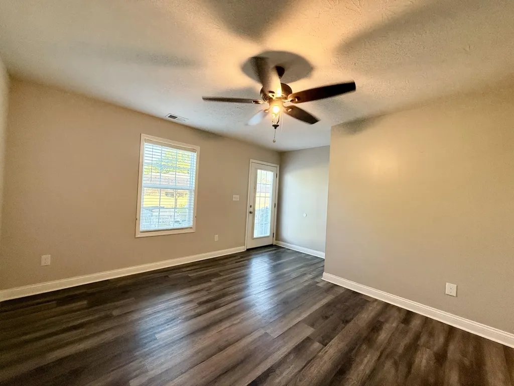250 Hycliff Street Harrodsburg KY 40330