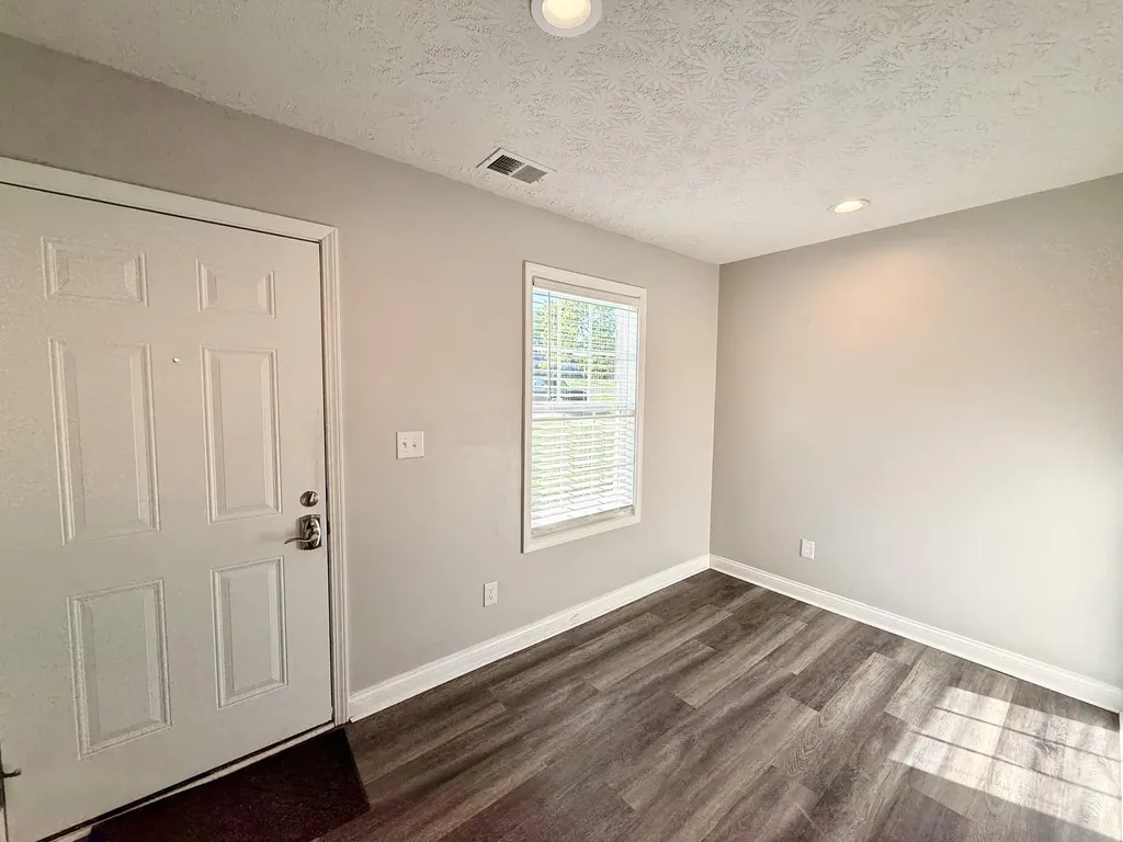 250 Hycliff Street Harrodsburg KY 40330