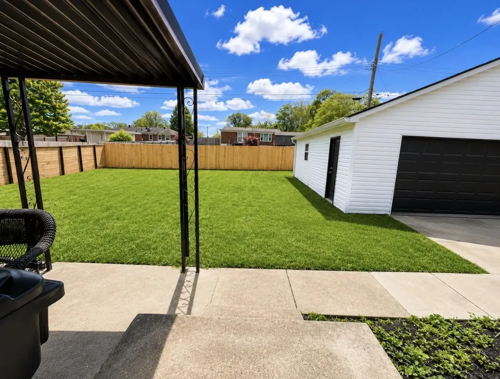 714 Biskoff Court Lexington KY 40505
