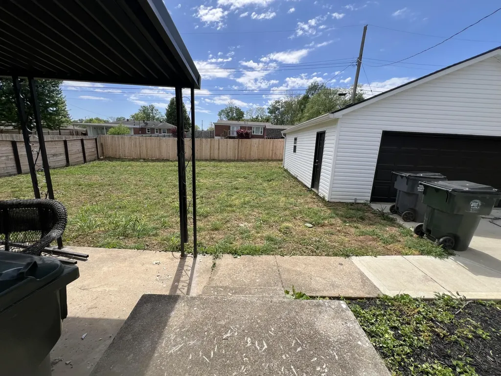 714 Biskoff Court Lexington KY 40505