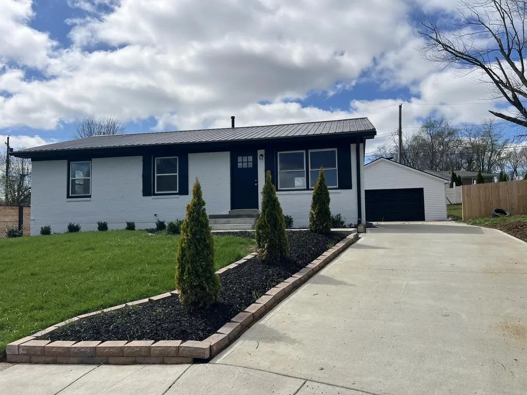 714 Biskoff Court Lexington KY 40505