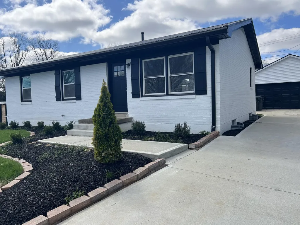 714 Biskoff Court Lexington KY 40505